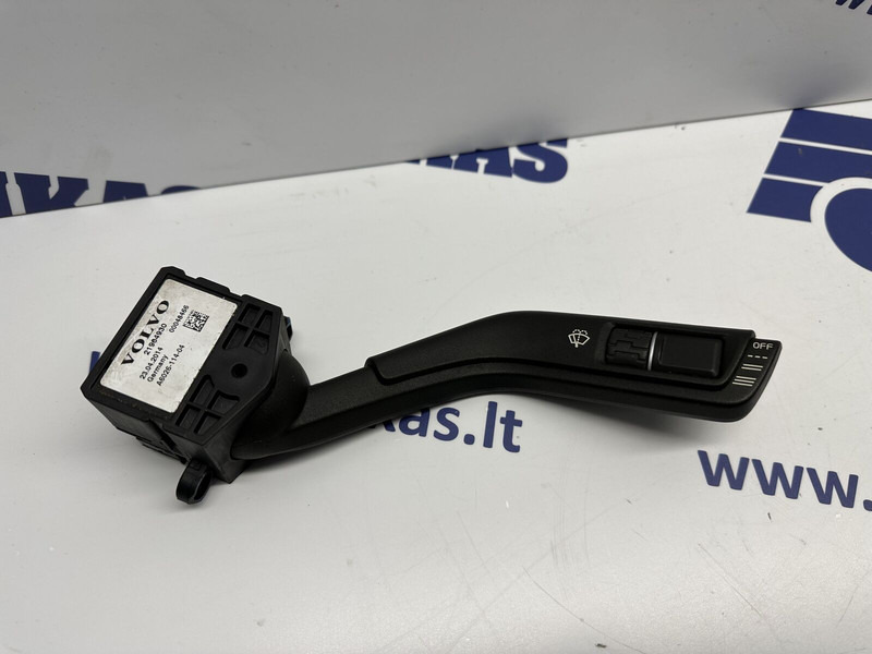 Volvo FH4 - Relejs - Kravas automašīna: foto 1 Volvo FH4 - Relejs - Kravas automašīna: foto 1