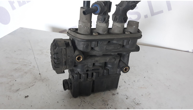 Volvo suspension control valve - Bremžu daļas - Kravas automašīna: foto 3 Volvo suspension control valve - Bremžu daļas - Kravas automašīna: foto 3