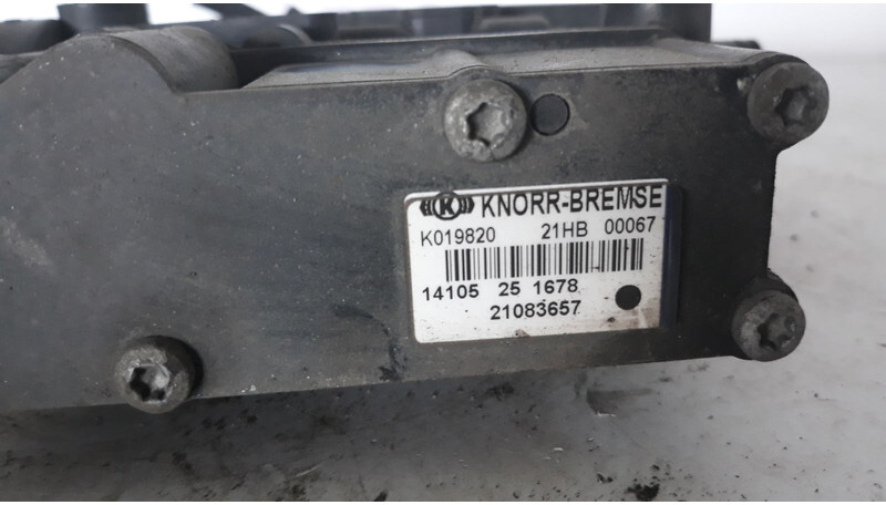 Volvo suspension control valve - Bremžu daļas - Kravas automašīna: foto 4 Volvo suspension control valve - Bremžu daļas - Kravas automašīna: foto 4