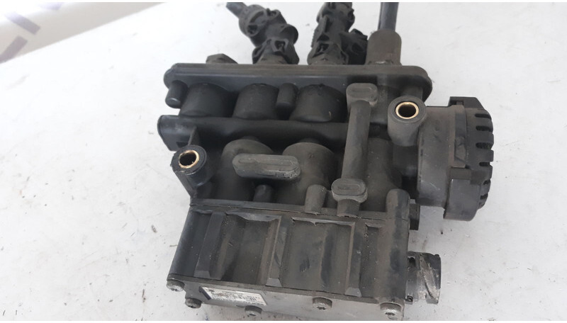 Volvo suspension control valve - Bremžu daļas - Kravas automašīna: foto 1 Volvo suspension control valve - Bremžu daļas - Kravas automašīna: foto 1
