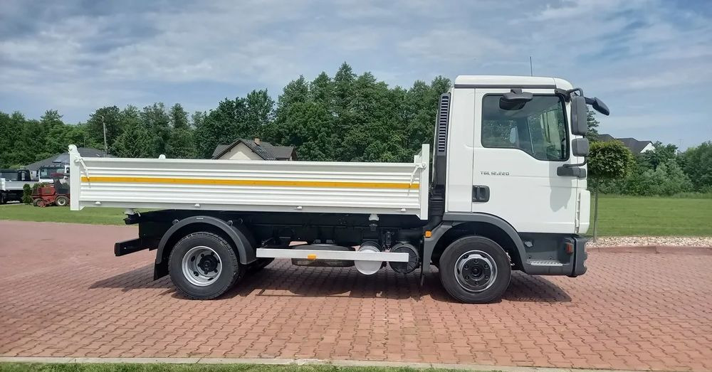 MAN TGL 12 220 EURO 5 !!! - Kravas automašīna pašizgāzējs: foto 5 MAN TGL 12 220 EURO 5 !!! - Kravas automašīna pašizgāzējs: foto 5