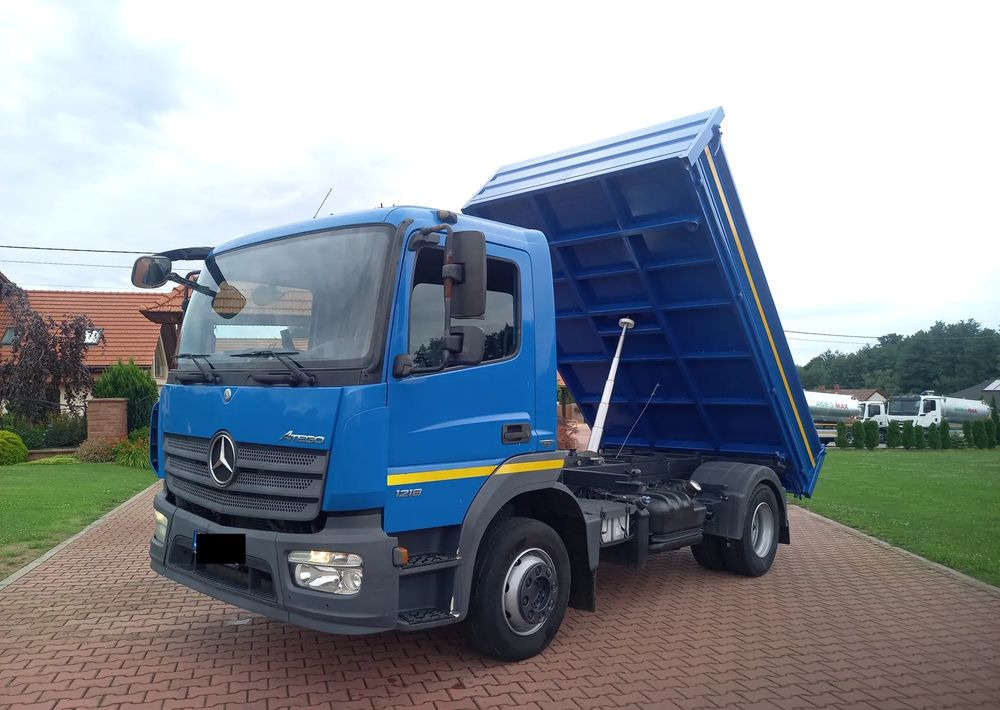 Mercedes-Benz ATEGO 12 18 !!! EURO 6 !!!! - Kravas automašīna pašizgāzējs: foto 2 Mercedes-Benz ATEGO 12 18 !!! EURO 6 !!!! - Kravas automašīna pašizgāzējs: foto 2