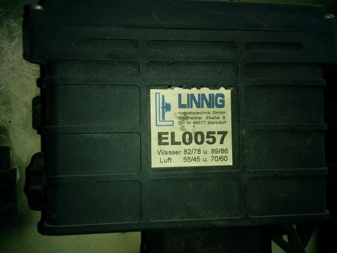 Neoplan LINNIG EL0057 - Elektroniskais vadības bloks (ECU) - Autobuss: foto 2 Neoplan LINNIG EL0057 - Elektroniskais vadības bloks (ECU) - Autobuss: foto 2