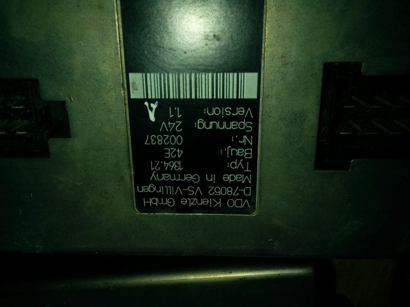 Neoplan MUX2-B - Elektroniskais vadības bloks (ECU): foto 5 Neoplan MUX2-B - Elektroniskais vadības bloks (ECU): foto 5
