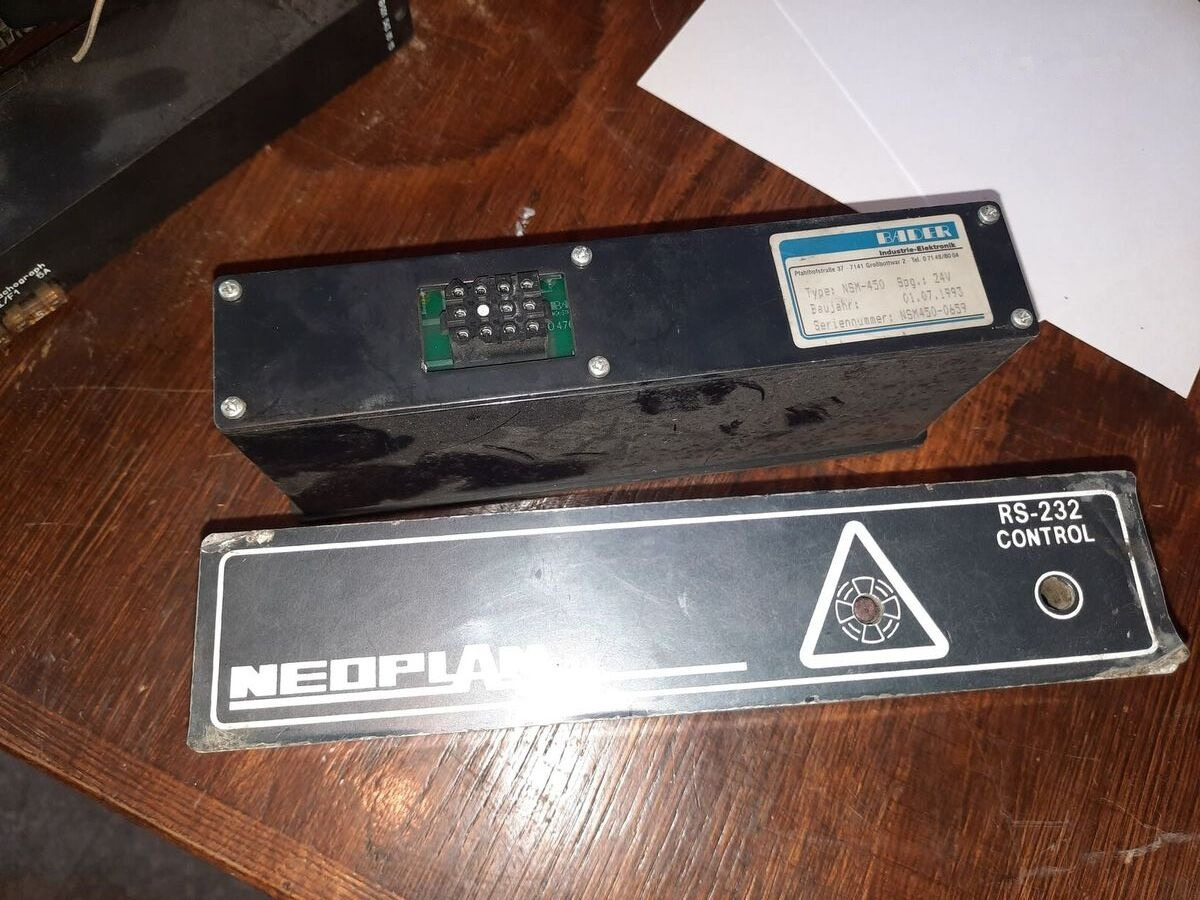 Neoplan RS-232 / NSM-450 Neoplan - Elektroniskais vadības bloks (ECU) - Autobuss: foto 1 Neoplan RS-232 / NSM-450 Neoplan - Elektroniskais vadības bloks (ECU) - Autobuss: foto 1