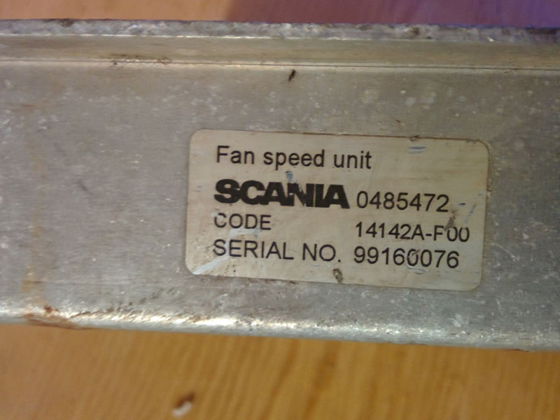 Scania 0485472. 458460 . 0881801800 - Elektroniskais vadības bloks (ECU): foto 1 Scania 0485472. 458460 . 0881801800 - Elektroniskais vadības bloks (ECU): foto 1