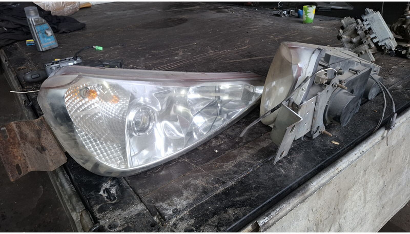 Scania Иризар Volvo. Ман. Мерседес - Tuvās gaismas: foto 1 Scania Иризар Volvo. Ман. Мерседес - Tuvās gaismas: foto 1