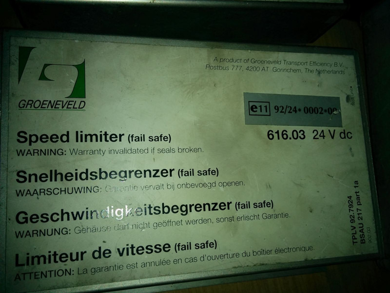 Scania MaxiMum Controol / Truck-Cruise ELSON - Elektroniskais vadības bloks (ECU): foto 1 Scania MaxiMum Controol / Truck-Cruise ELSON - Elektroniskais vadības bloks (ECU): foto 1