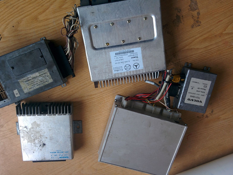 VDO 412.409/007/001 412.405/2/1 412.412/002/001 - Elektroniskais vadības bloks (ECU): foto 5 VDO 412.409/007/001 412.405/2/1 412.412/002/001 - Elektroniskais vadības bloks (ECU): foto 5