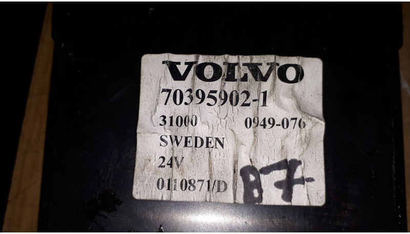 Elektroniskais vadības bloks (ECU) Volvo 20503188-P04.3195082-2 R03: foto 16
