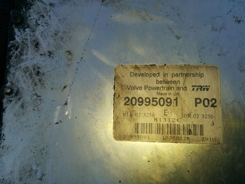 Volvo 20995091 P02. 20577136 P02 20582962 P05. - Elektroniskais vadības bloks (ECU): foto 3 Volvo 20995091 P02. 20577136 P02 20582962 P05. - Elektroniskais vadības bloks (ECU): foto 3