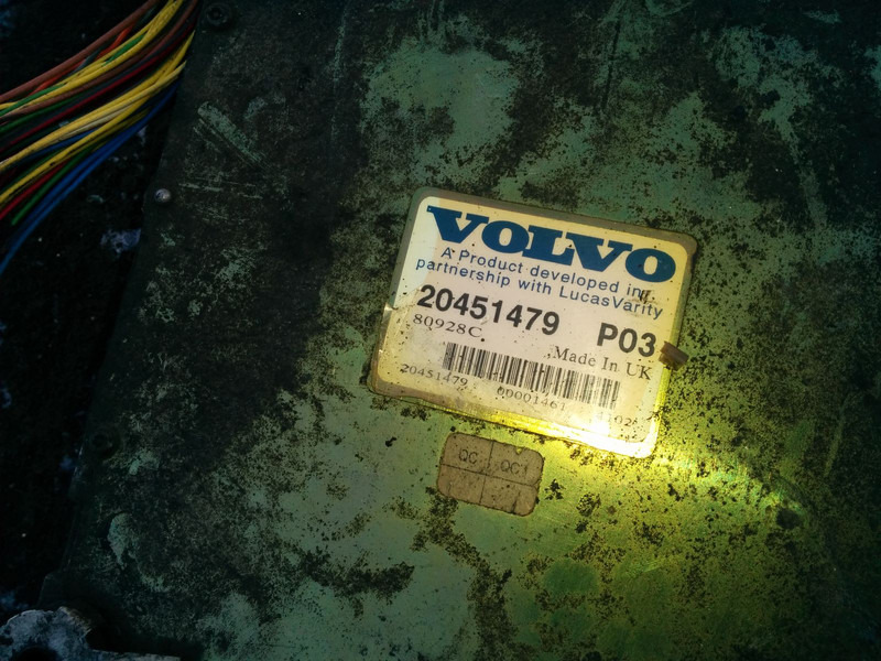 Volvo 20995091 P02. 20577136 P02 20582962 P05. - Elektroniskais vadības bloks (ECU): foto 4 Volvo 20995091 P02. 20577136 P02 20582962 P05. - Elektroniskais vadības bloks (ECU): foto 4