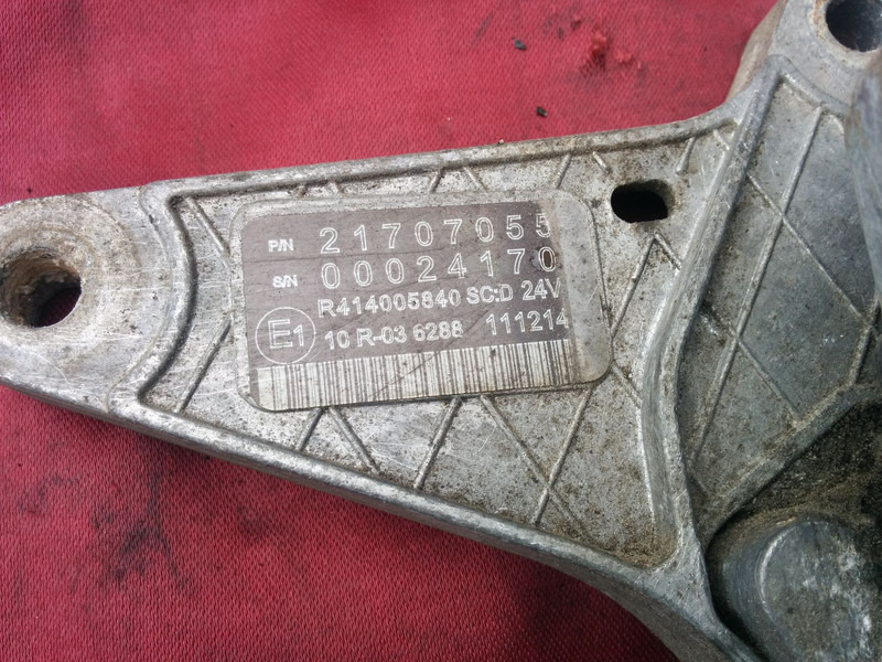 Volvo 21707055.\\ 2137905 - Dzinējs un rezerves daļas: foto 3 Volvo 21707055.\\ 2137905 - Dzinējs un rezerves daļas: foto 3