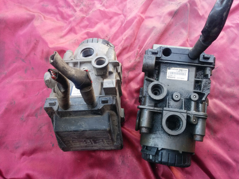 Volvo 21707055.\\ 2137905 - Dzinējs un rezerves daļas: foto 5 Volvo 21707055.\\ 2137905 - Dzinējs un rezerves daļas: foto 5