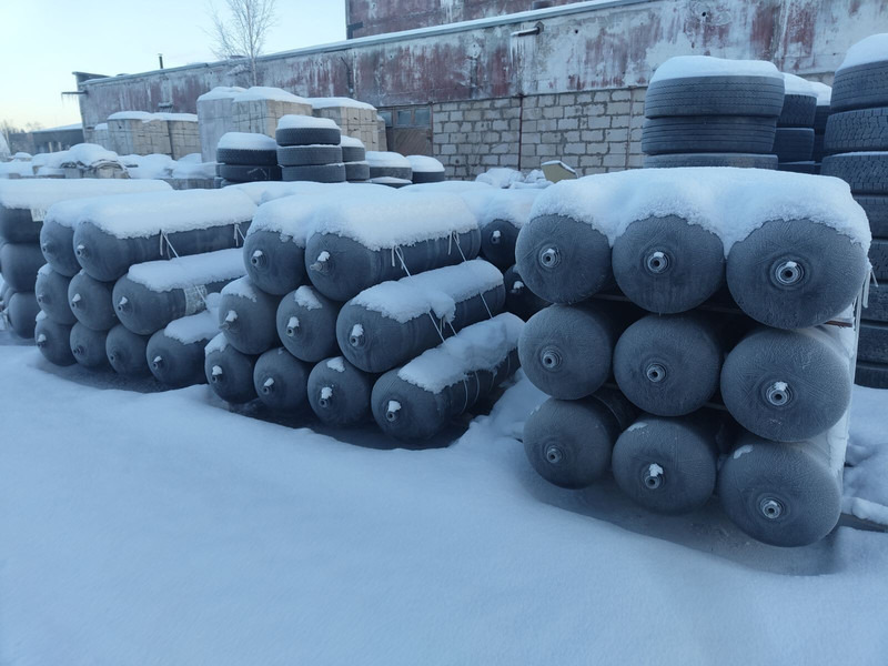 Volvo  - Degvielas tvertne: foto 3 Volvo  - Degvielas tvertne: foto 3