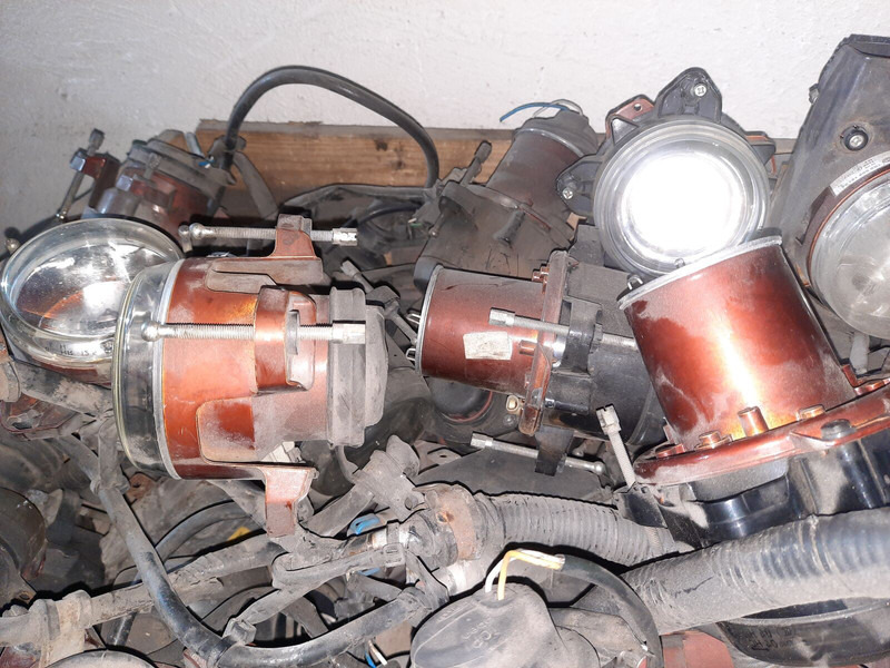 Tuvās gaismas Volvo Скания омни линк: foto 10