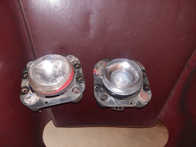 Tuvās gaismas Volvo Скания омни линк: foto 7