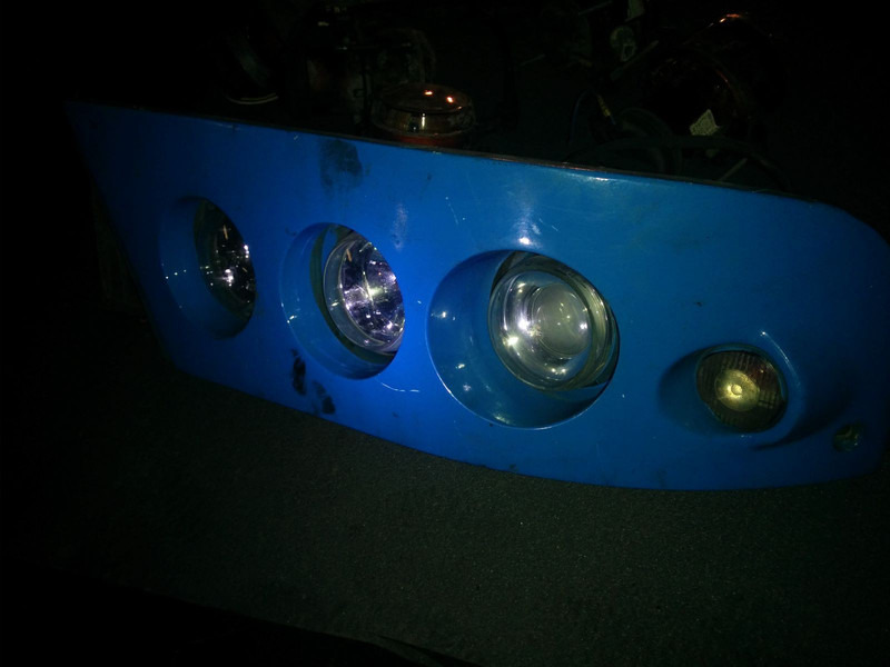 Tuvās gaismas Volvo Скания омни линк: foto 12