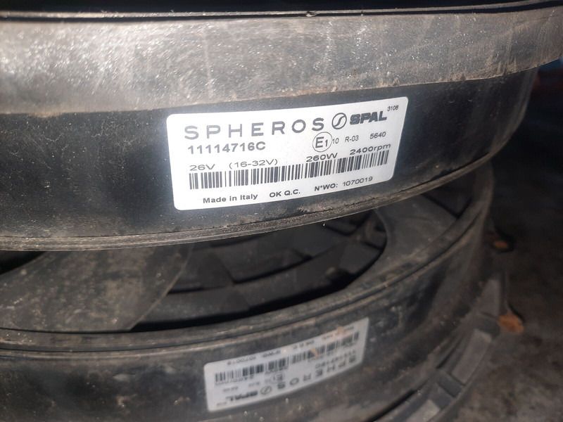 Volvo масляный мотор вентилятора SAUER DANFOSS C19.2L00888\174 - Ventilators: foto 4 Volvo масляный мотор вентилятора SAUER DANFOSS C19.2L00888\174 - Ventilators: foto 4