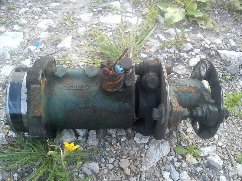 Volvo привода шкивов ремней и топливного насоса - Kloķvārpsta: foto 2 Volvo привода шкивов ремней и топливного насоса - Kloķvārpsta: foto 2