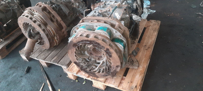 ZF 6S1600 - Pārnesumkārba: foto 2 ZF 6S1600 - Pārnesumkārba: foto 2