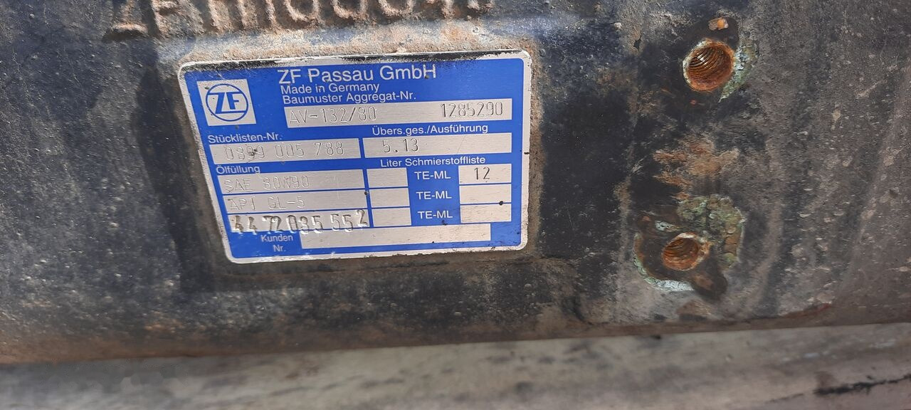 ZF Eaton Neoplan 660.4.22 Mersedes 407. Citara-2.84 DAF-1339G.2.93 Scania - Aizmugurējā ass - Autobuss: foto 1 ZF Eaton Neoplan 660.4.22 Mersedes 407. Citara-2.84 DAF-1339G.2.93 Scania - Aizmugurējā ass - Autobuss: foto 1
