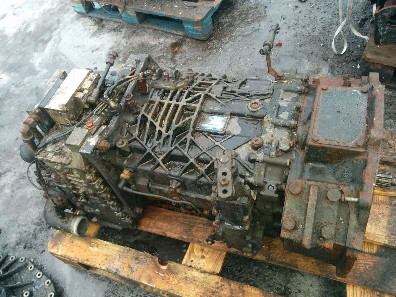 ZF S6 85+GV80/ S6 90 + GV90 Setra 315 - Pārnesumkārba - Autobuss: foto 1 ZF S6 85+GV80/ S6 90 + GV90 Setra 315 - Pārnesumkārba - Autobuss: foto 1