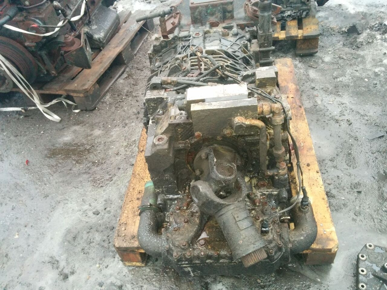 ZF S6 85+GV80/ S6 90 + GV90 Setra 315 - Pārnesumkārba - Autobuss: foto 4 ZF S6 85+GV80/ S6 90 + GV90 Setra 315 - Pārnesumkārba - Autobuss: foto 4
