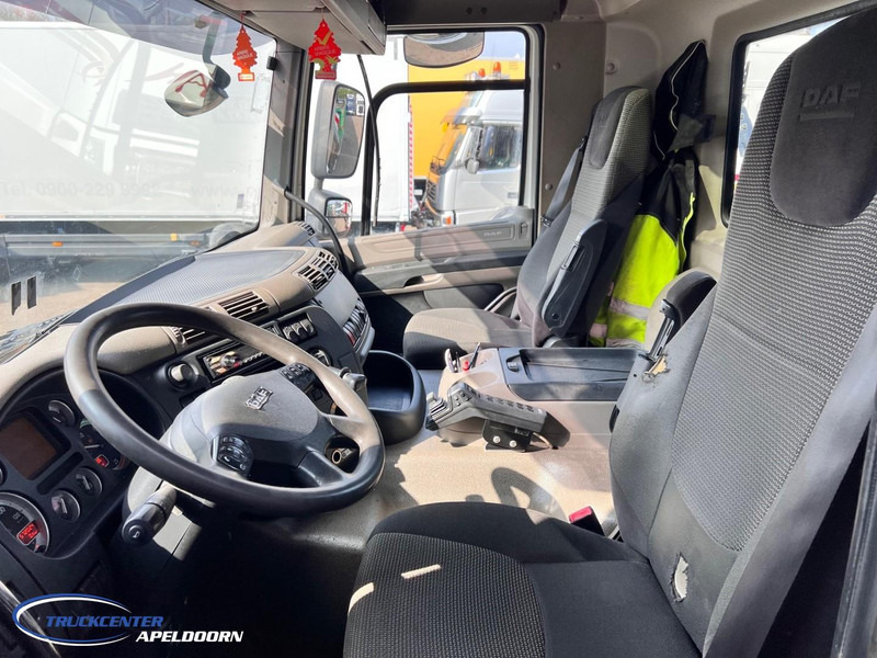 Kravas automašīna pašizgāzējs, Kravas auto ar manipulatoru DAF CF 85.410 ATE, Hiab 166, 6x4 Steel spring: foto 10