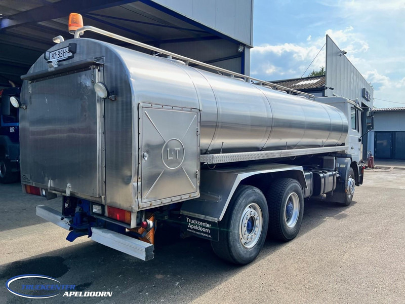 MAN 26.403 Manuel, Retarder, Reduction axle, 14250 liter - Autocisterna: foto 2 MAN 26.403 Manuel, Retarder, Reduction axle, 14250 liter - Autocisterna: foto 2