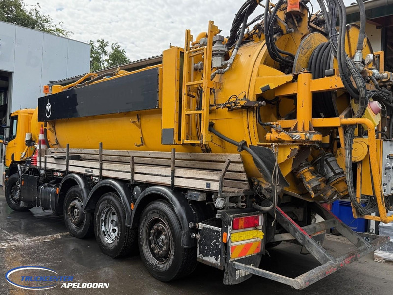 Scania P114GB8X2/4 NA 340 Tussenbak ontbreekt - Asenizācijas mašīna: foto 2 Scania P114GB8X2/4 NA 340 Tussenbak ontbreekt - Asenizācijas mašīna: foto 2