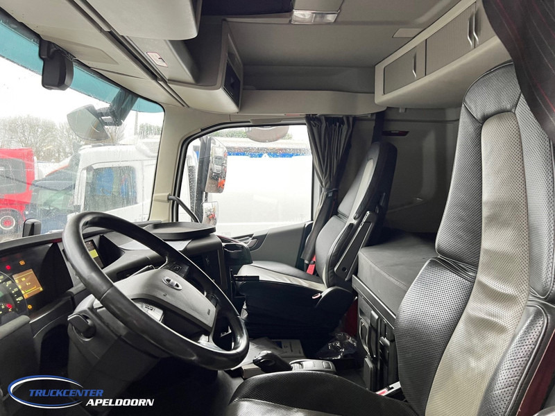Volvo FH 540 17800 Liter, 4 Compartments, Retarder, Steering axle - Autocisterna: foto 4 Volvo FH 540 17800 Liter, 4 Compartments, Retarder, Steering axle - Autocisterna: foto 4