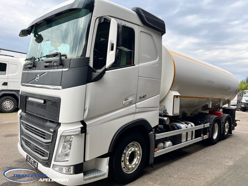 Volvo FH 540 LAG 20600 Liter ADR, 4 Comp. - Autocisterna: foto 3 Volvo FH 540 LAG 20600 Liter ADR, 4 Comp. - Autocisterna: foto 3