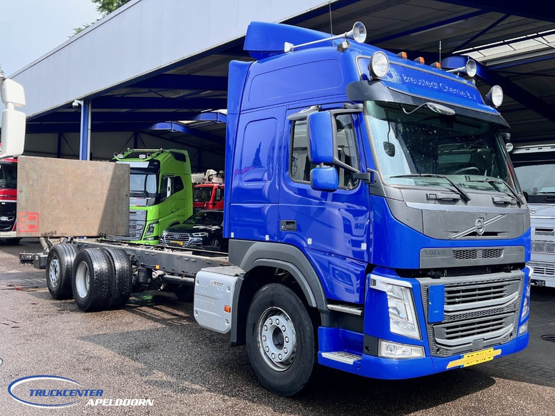 Volvo FM 6x2 Steering axle, NL truck - Šasija kravas automašīna: foto 1 Volvo FM 6x2 Steering axle, NL truck - Šasija kravas automašīna: foto 1