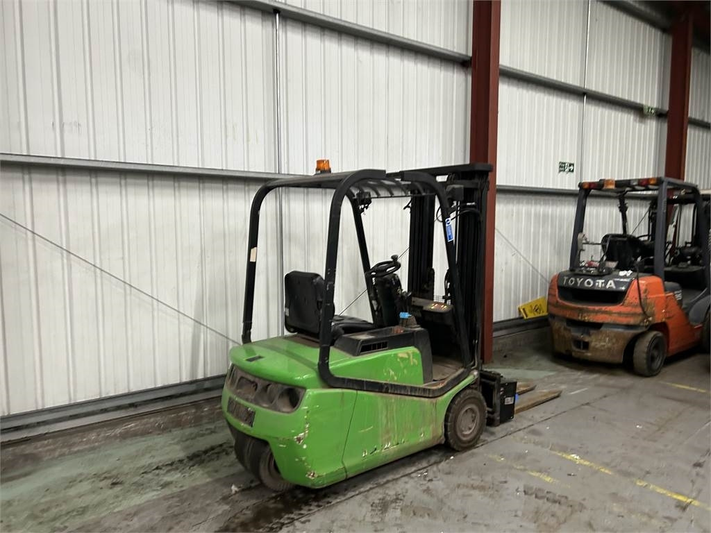 Elektroiekrāvējs Cesab C3E150: foto 6