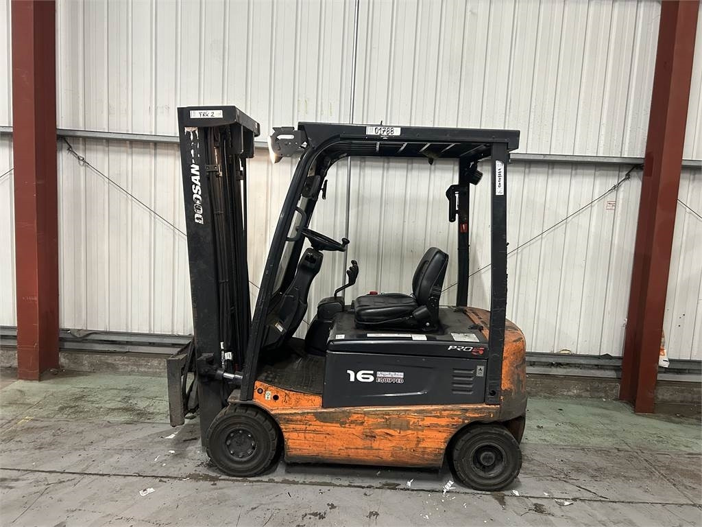 Doosan B16X-5 - Elektroiekrāvējs: foto 1 Doosan B16X-5 - Elektroiekrāvējs: foto 1