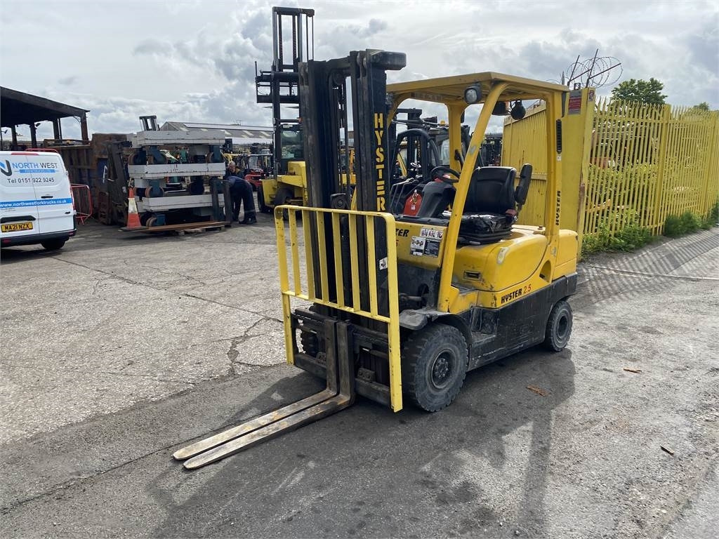 Hyster H2.5CT - Dīzeļiekrāvējs: foto 2 Hyster H2.5CT - Dīzeļiekrāvējs: foto 2