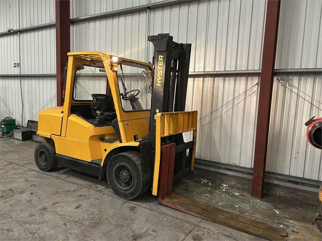 Hyster H4.00XM - Dīzeļiekrāvējs: foto 4 Hyster H4.00XM - Dīzeļiekrāvējs: foto 4