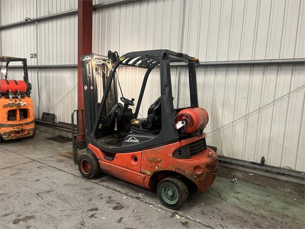 Linde H20T-03 - Gāzes iekrāvējs: foto 3 Linde H20T-03 - Gāzes iekrāvējs: foto 3