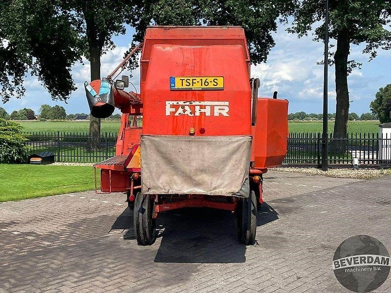 Labības kombains Fahr M88S: foto 8