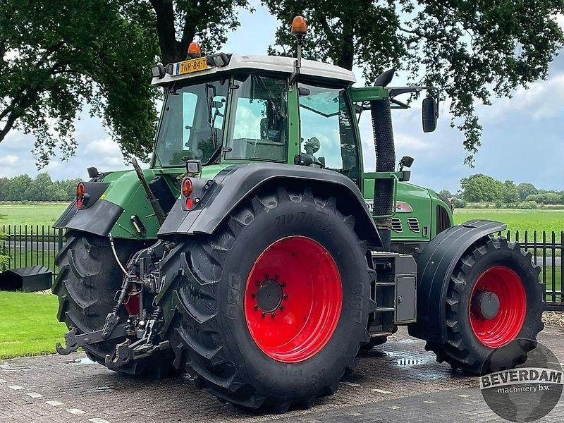 Fendt 820 Vario TMS - Traktors: foto 3 Fendt 820 Vario TMS - Traktors: foto 3