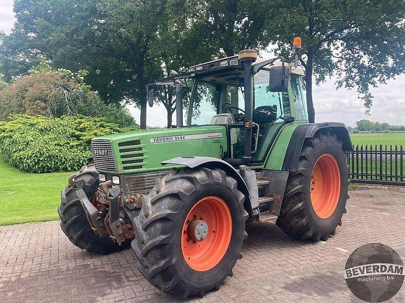 Fendt Favorit 515C - Traktors: foto 1 Fendt Favorit 515C - Traktors: foto 1
