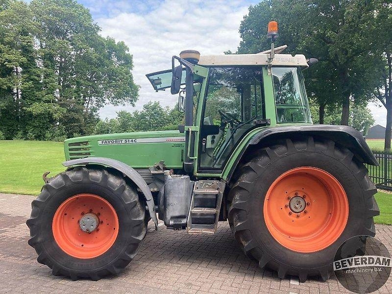 Fendt Favorit 515C - Traktors: foto 2 Fendt Favorit 515C - Traktors: foto 2