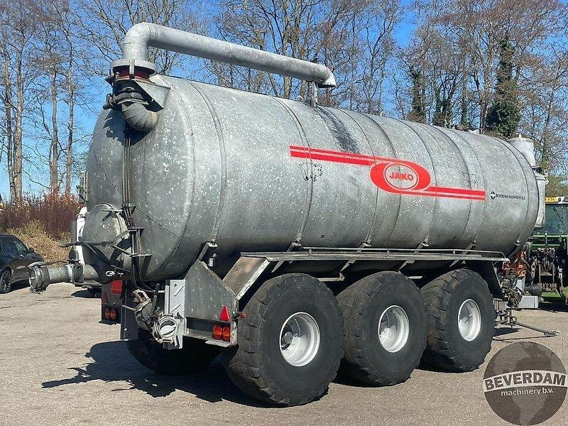 Jako 25000 - Šķidrmēslu muca: foto 4 Jako 25000 - Šķidrmēslu muca: foto 4
