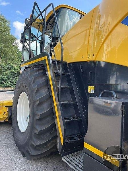 Lauksaimniecības tehnika New Holland FR 9090: foto 6