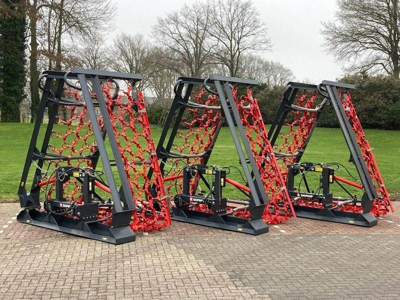 Saphir 802 S4-3 - Pļavu ecēšā: foto 1 Saphir 802 S4-3 - Pļavu ecēšā: foto 1