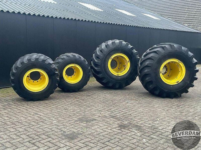 Tianli Terra Flotation 66X43.00R25 48X25.00R20 John Deer - Riepa - Lauksaimniecības tehnika: foto 1 Tianli Terra Flotation 66X43.00R25 48X25.00R20 John Deer - Riepa - Lauksaimniecības tehnika: foto 1