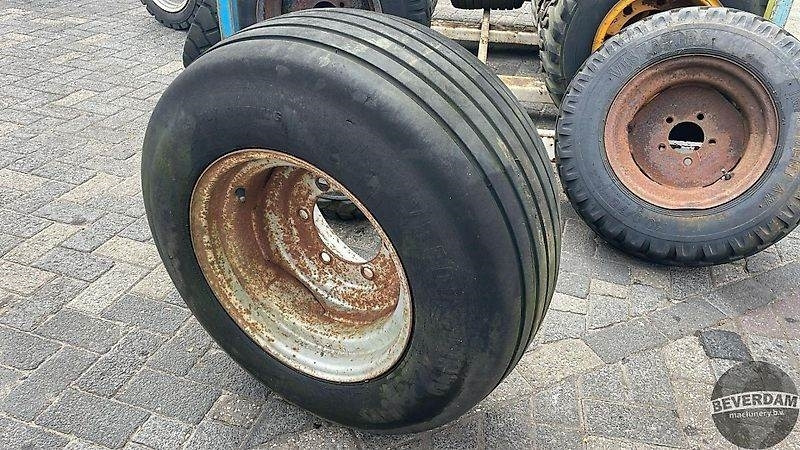 Riepa - Lauksaimniecības tehnika verschillende banden met velg: foto 14