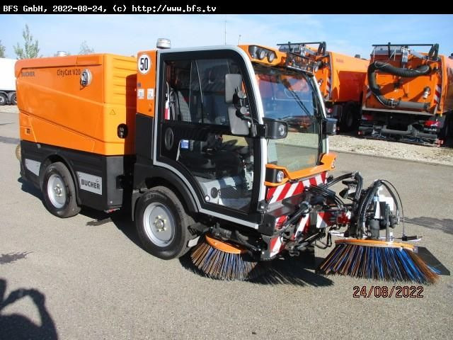 CityCat 2020 XL CityCat V20 mit 3 Besensystem - Ielu tīrīšanas mašīna: foto 2 CityCat 2020 XL CityCat V20 mit 3 Besensystem - Ielu tīrīšanas mašīna: foto 2