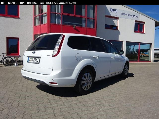 Ford Focus Turnier 1.6 TDCI - Kravas mikroautobuss: foto 2 Ford Focus Turnier 1.6 TDCI - Kravas mikroautobuss: foto 2